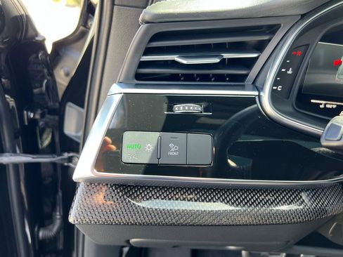 Used 2022 Audi SQ7 Premium Plus image 21