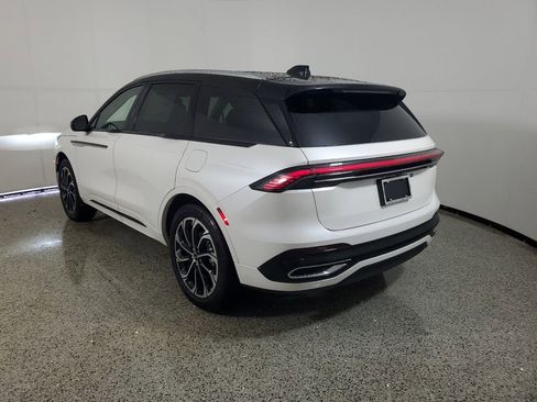 New 2025 Lincoln Nautilus Reserve AWD/4WD image 3