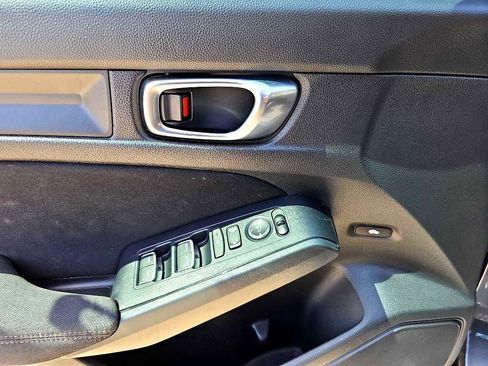Used 2025 Honda Civic LX image 17