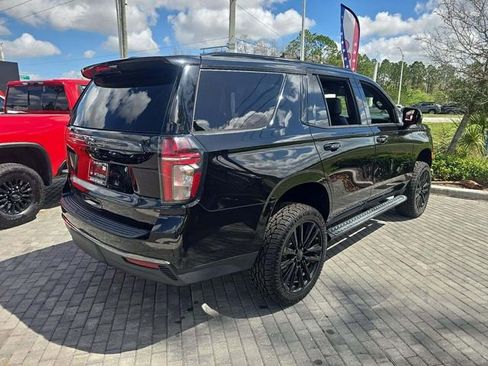 Used 2022 Chevrolet Tahoe Z71 w/ Luxury Package image 3