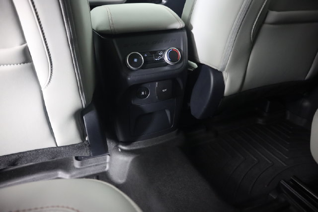 Certified 2025 Ford Explorer Active w/ Active Comfort Package AWD/4WD image 53