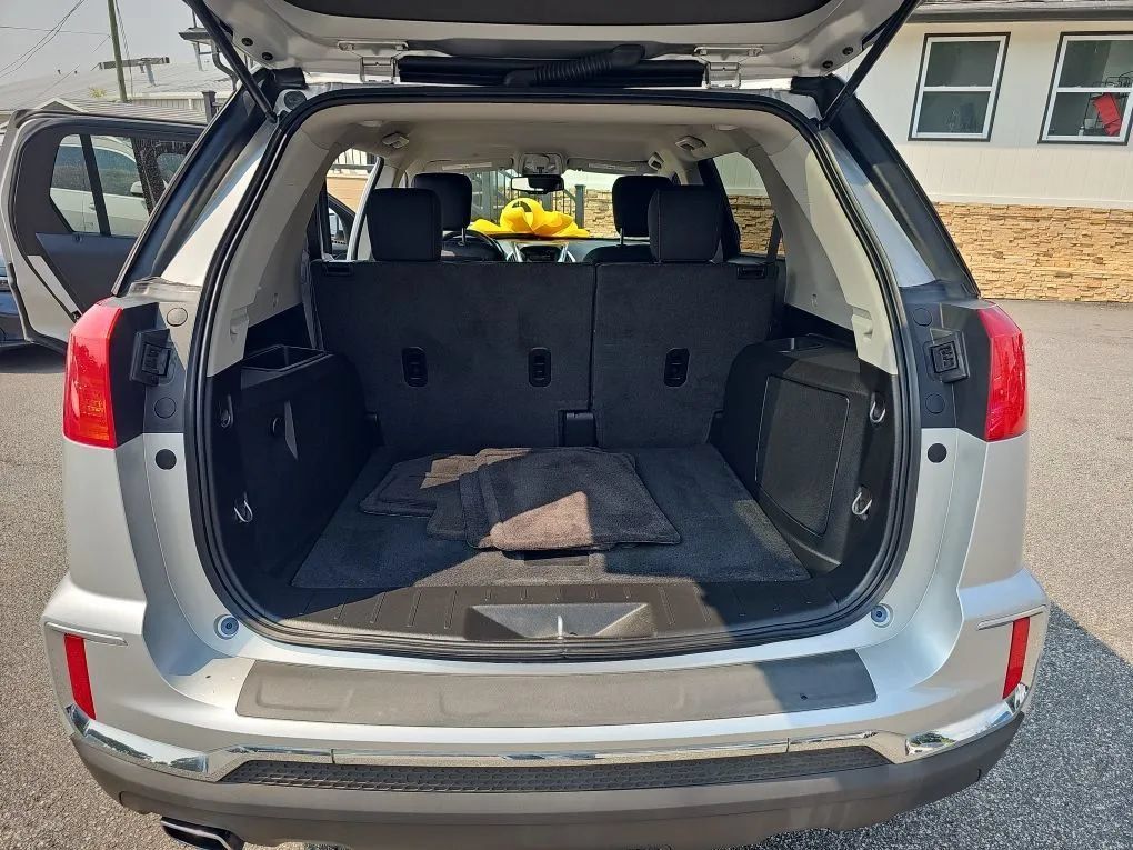 Used 2016 GMC Terrain SLE FWD image 23