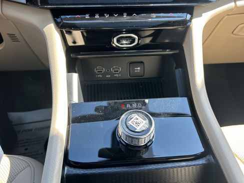 New 2026 Jeep Grand Cherokee L Limited image 25