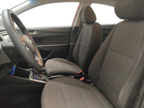 Used 2018 Hyundai Accent SE image 17