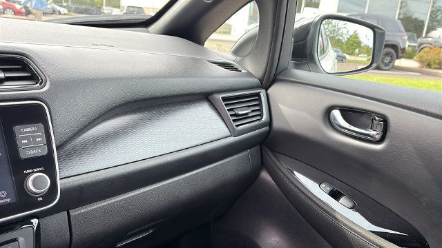 Used 2023 Nissan Leaf SV Plus FWD image 19