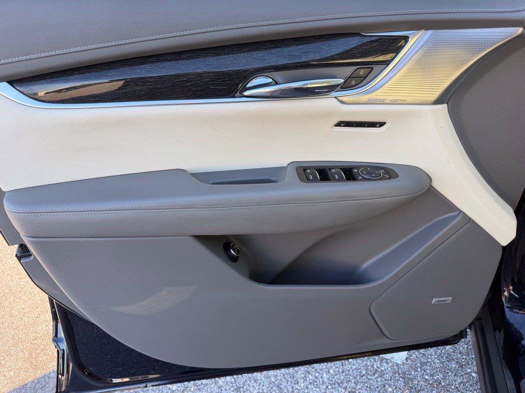 Used 2021 Cadillac XT6 Premium Luxury FWD image 13