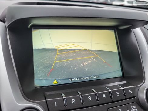 Used 2016 Chevrolet Equinox LTZ w/ Enhanced Convenience Package image 13