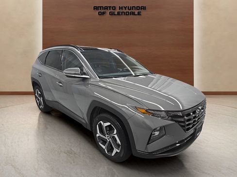Certified 2024 Hyundai Tucson Limited AWD/4WD image 8