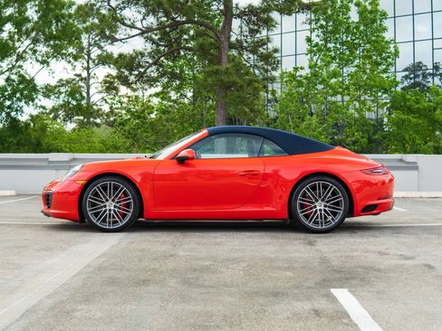 Used 2019 Porsche 911 Carrera S RWD image 6