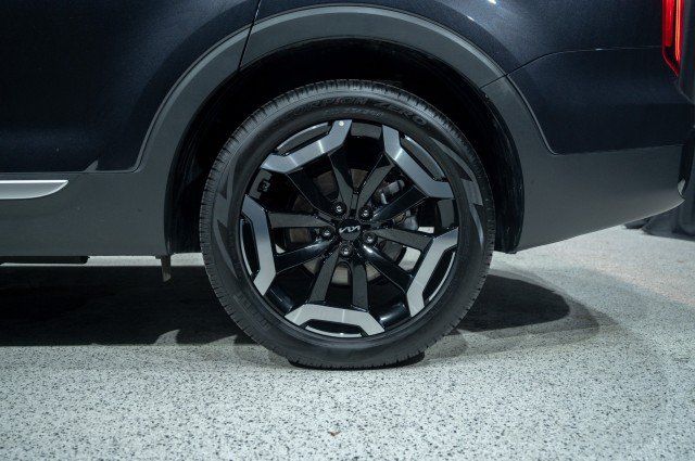 Used 2025 Kia Telluride S AWD/4WD image 7