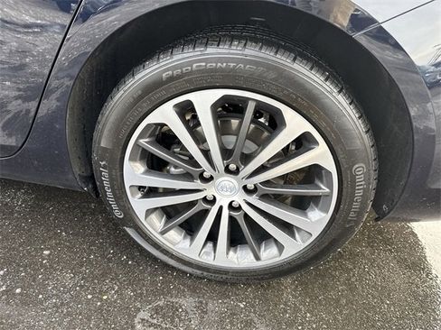 Used 2019 Buick Regal Essence image 31