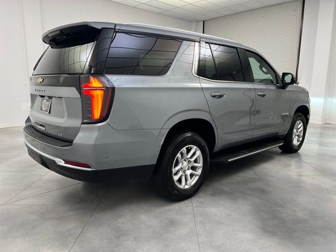 Used 2025 Chevrolet Tahoe LT AWD/4WD image 7