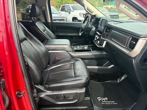 Used 2022 Ford Expedition XLT AWD/4WD image 37