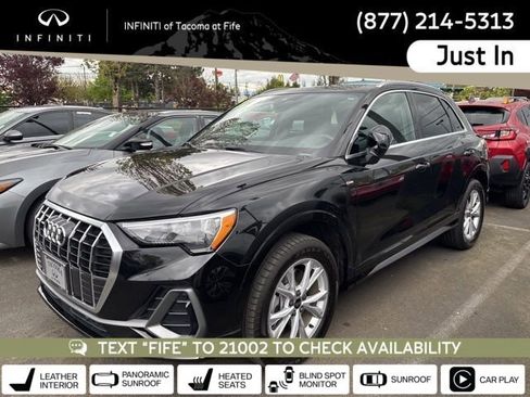 Used 2022 Audi Q3 2.0T Premium w/ Convenience Package AWD/4WD image 1