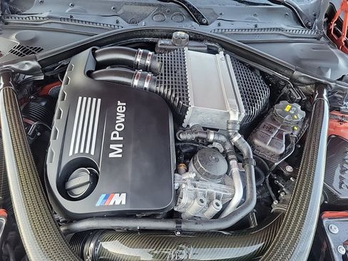 Used 2016 BMW M4 Coupe image 11