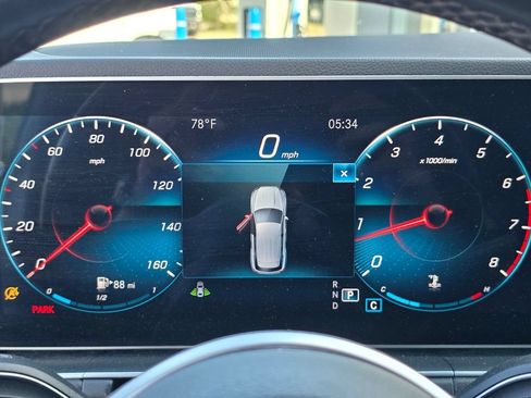 Used 2020 Mercedes-Benz GLE 350 4MATIC image 27