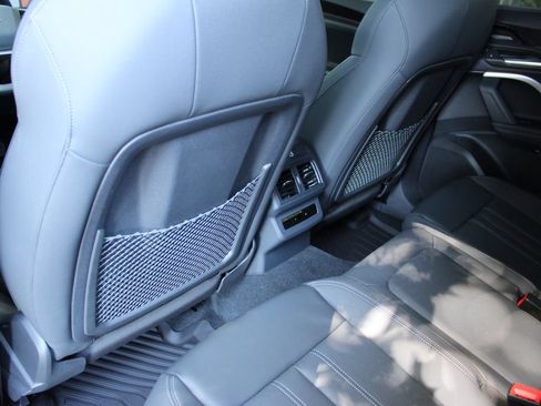 Used 2025 Audi Q5 Premium Plus w/ Premium Plus AWD/4WD image 47