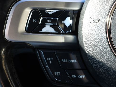 Used 2020 Ford Mustang Premium image 15