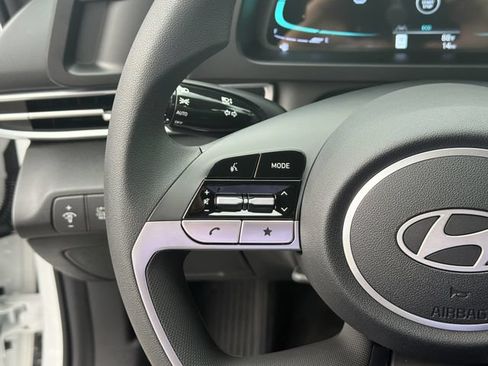 New 2026 Hyundai Elantra Hybrid FWD image 26
