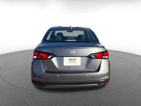 Used 2025 Nissan Versa SV image 12