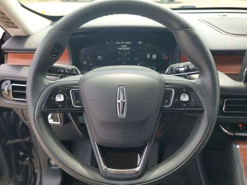 Used 2024 Lincoln Aviator Reserve w/ Equipment Group 201A AWD/4WD image 14