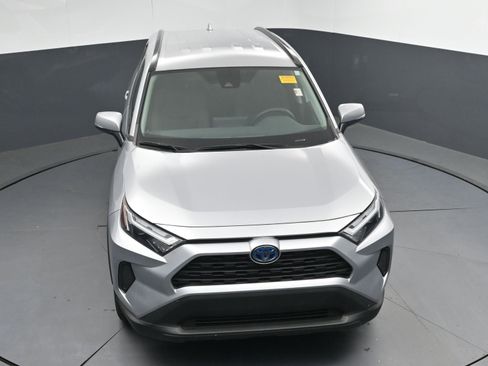 Used 2024 Toyota RAV4 LE image 31