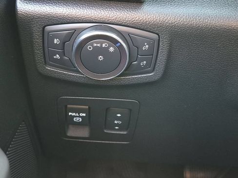 Used 2019 Ford F150 XLT w/ Equipment Group 302A Luxury AWD/4WD image 10