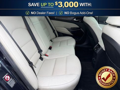 Used 2018 Kia Cadenza Limited image 23