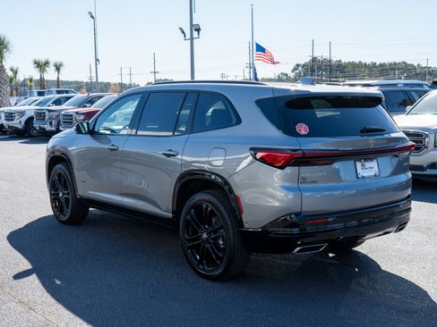 New 2026 Buick Enclave Sport Touring image 5
