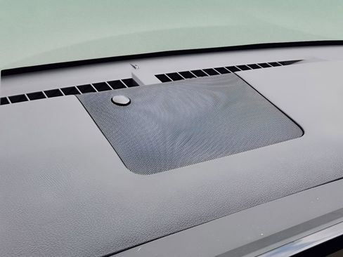 Used 2023 Lexus LX 600 4WD w/ Appearance Package image 12