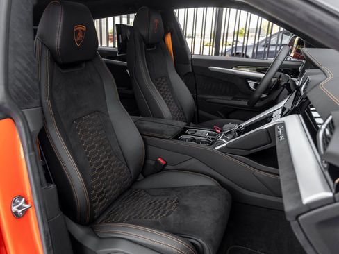 Used 2024 Lamborghini Urus S image 51