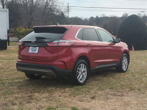 Used 2023 Ford Edge SEL w/ Convenience Package image 13