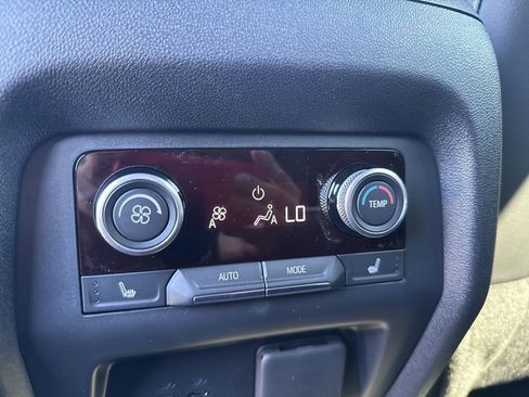 New 2026 Buick Enclave Avenir w/ Super Cruise Package AWD/4WD image 57