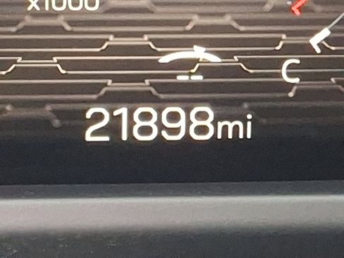 Used 2024 GMC Acadia Denali w/ Super Cruise Package image 21