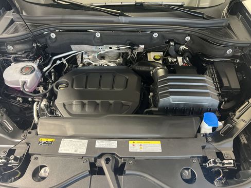 New 2026 Volkswagen Atlas SE image 37