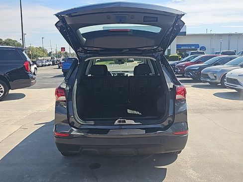 Used 2022 Chevrolet Equinox LS w/ LPO, Floor Liner Package image 6