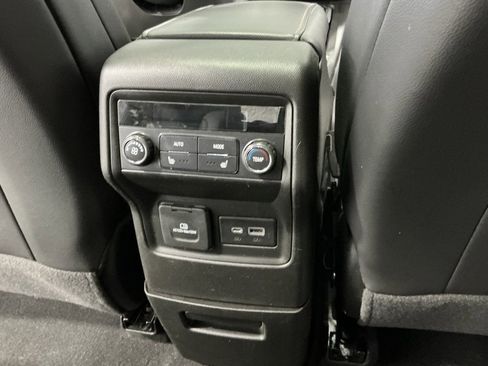 Used 2023 GMC Acadia AT4 w/ Technology Package image 35