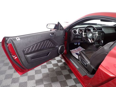 Used 2014 Ford Mustang GT Premium w/ Accessory Package 5 RWD image 18