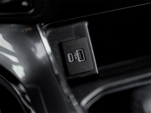 Used 2022 Ford F150 XLT w/ Equipment Group 302A High image 28