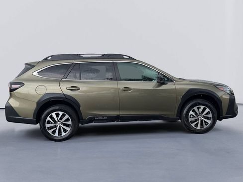 Certified 2024 Subaru Outback Premium AWD/4WD image 2