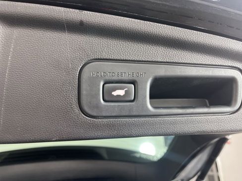 Used 2022 Acura MDX FWD image 12