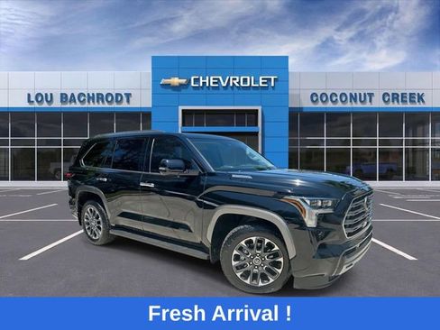 Used 2024 Toyota Sequoia Limited AWD/4WD image 2