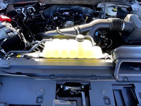 New 2025 Ford F150 XLT w/ Equipment Group 301A Standard image 16