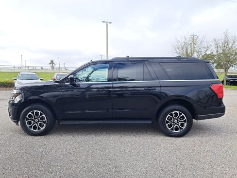 Used 2024 Ford Expedition Max XLT image 7