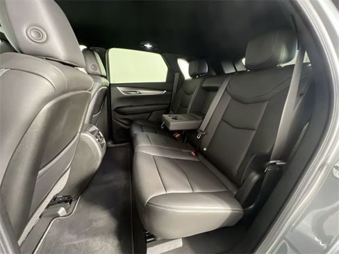 Certified 2025 Cadillac XT5 Luxury image 26