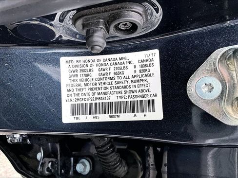 Used 2018 Honda Civic Touring image 30