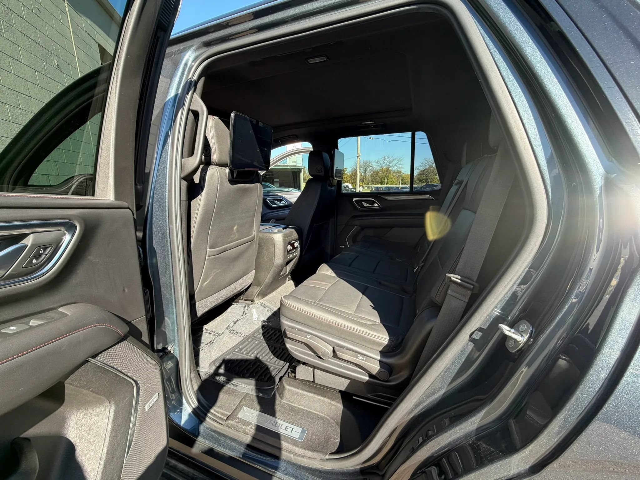 Used 2021 Chevrolet Tahoe RST w/ Rear Media and Nav Package AWD/4WD image 16