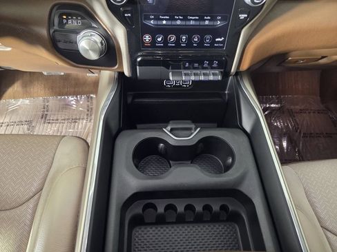 Used 2021 RAM 1500 Laramie RWD image 14