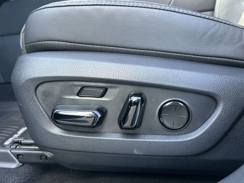 Used 2025 Lexus RX 350 w/ Convenience Package AWD/4WD image 38