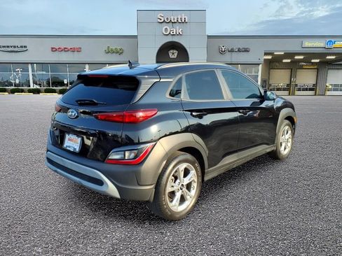 Used 2023 Hyundai Kona SEL FWD image 3